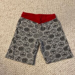 GYMBOREE Marvel fleece shorts - size 10/12